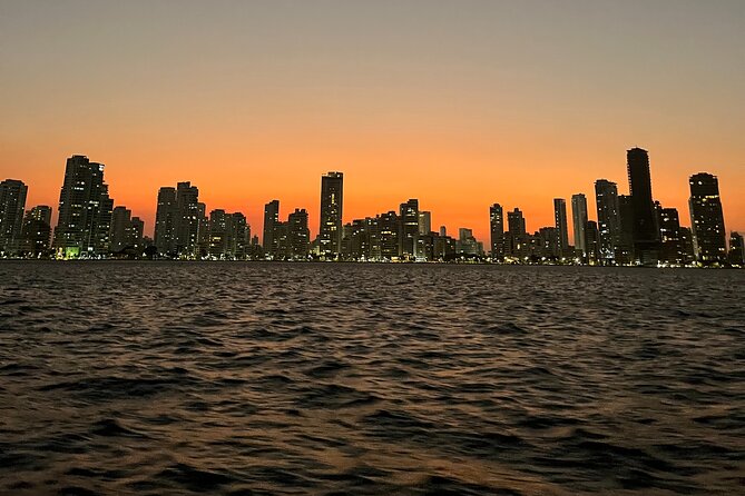 2 hrs Tour in Cartagena Bay with Sunset View - Key Points to Know Before You Go