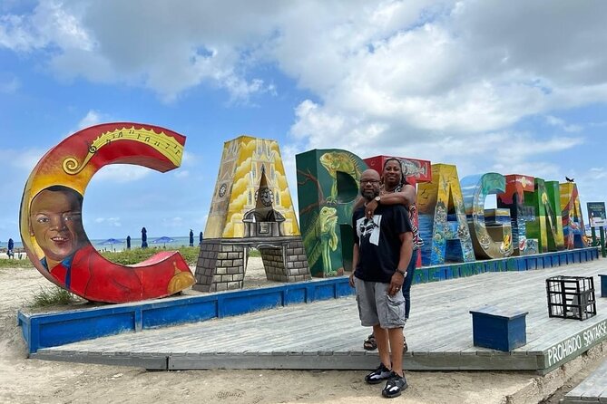 4-Hour Private Tour of the Emblematic Sites of Cartagena - Centro Historico: Plaza San Pedro Claver, La Gorda Gertrudis, and Iglesia Santo Domingo