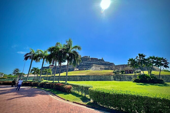 4-Hour Tour of the Best of Cartagena - Group Size and Van Comfort: Small-Group Is Good, Narration Can Vary