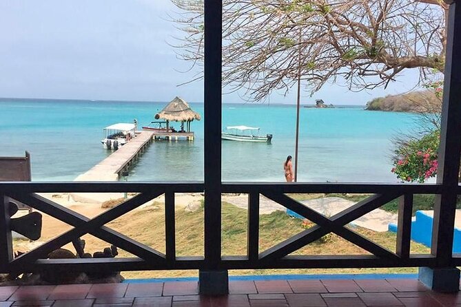 4 islands - Stops 3 and 5: Barú and Cholón for Seafood, Ceviche, and Shade