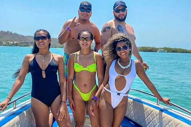 5 Island Tour with Lunch Snorkel in Cartagena Rosario Island - Stop 2, Isla Grande: the largest Rosario island and real local work