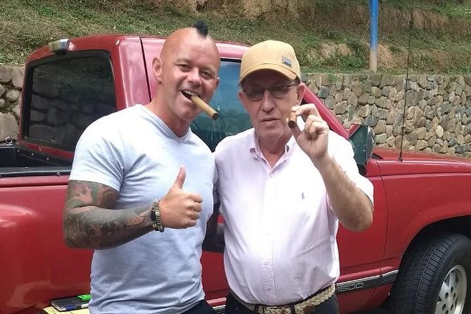 9-Hour Full Day Tour of Pablo Escobar Including C13, Museum and Barrio PE - A 9-hour Pablo Escobar route that actually makes sense for one day