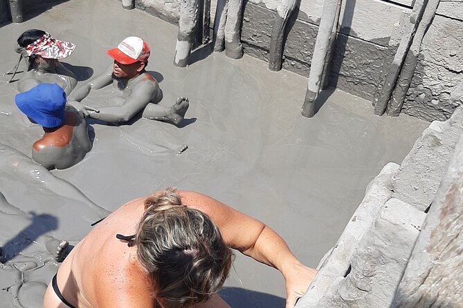 Adventure in Totumo Volcano - Totumo Mud Volcano: why this Cartagena day trip is so unusual