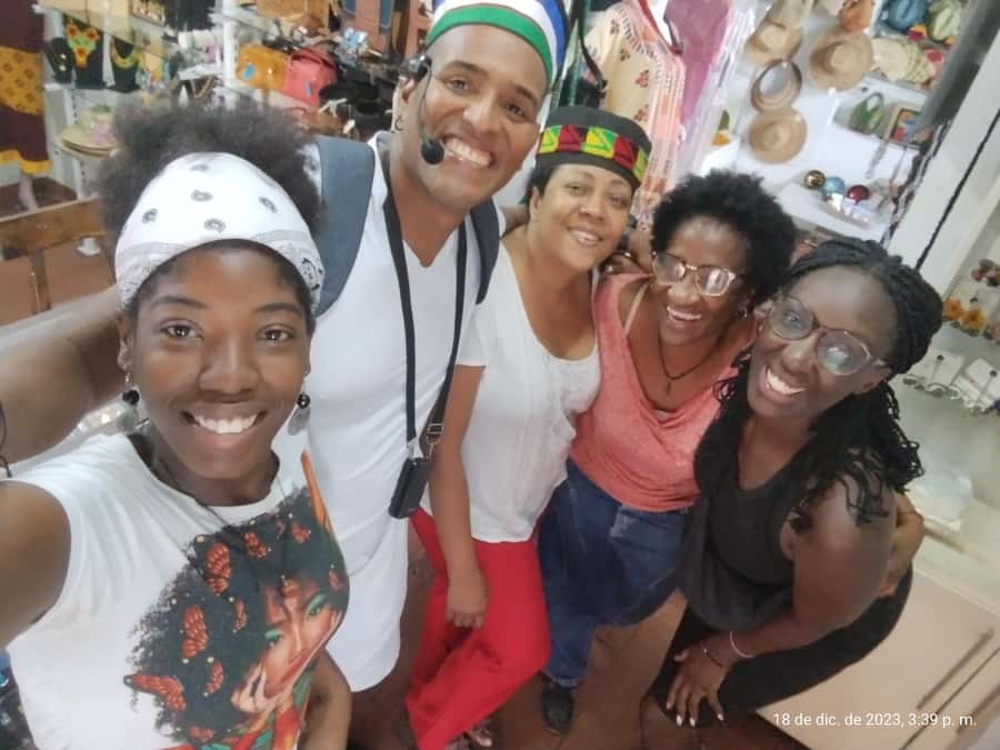 Afro Walking Tour. The colors of Cali. - Murals First, Photos Second: Reading African Heritage in the Streets