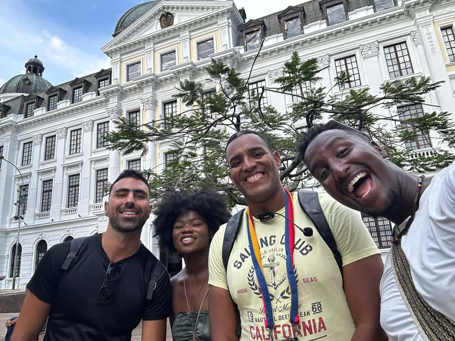 Afro Walking Tour. The colors of Cali. - 150 Minutes of Downtown Cali on Foot