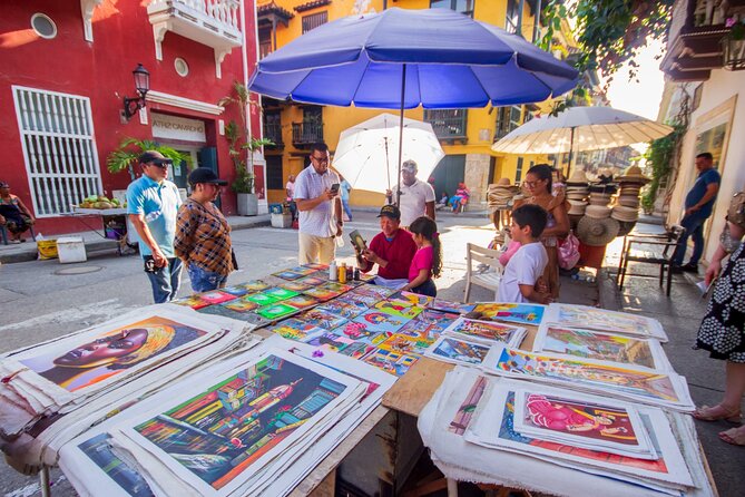 All-inclusive Private Tour in Cartagena - Walled City stroll: colonial streets and architecture on easy mode