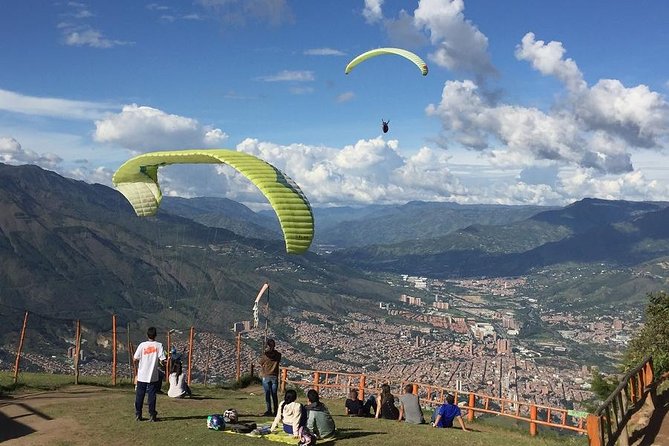 Andes Paragliding Tour from Medellin - Strapped In Tandem: How the Paragliding Flight Actually Works