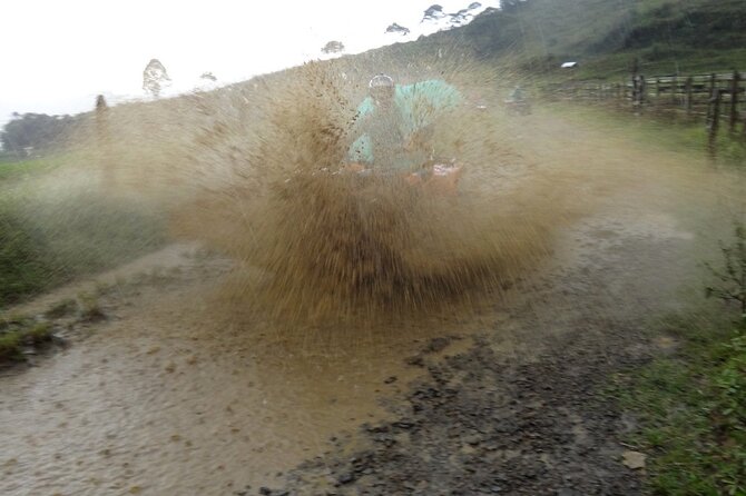 ATV | Medellín: the REAL 4x4 Quad Tour - Parque Lleras pickup to the ridge road: how the day starts