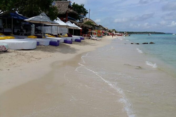 Banana Beach on the white beach of Baru - Key things to know before you go