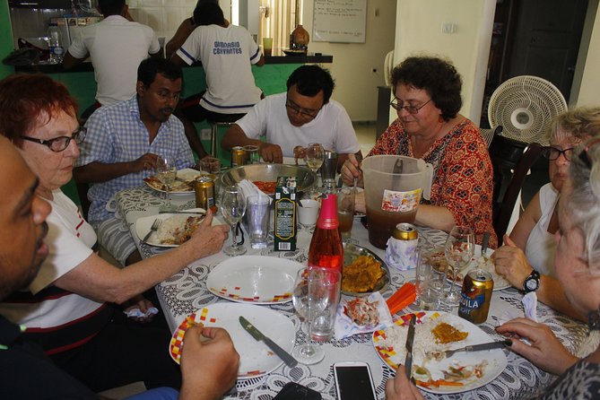 Bazurto Market Tour and Cooking Class in Cartagena - Why Bazurto Market plus home cooking hits different in Cartagena