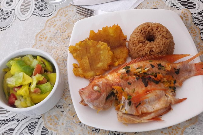 Bazurto Market Tour and Cooking Class in Cartagena - Bazurto Market shopping: how you pick fish, fruit, and spices for real meals