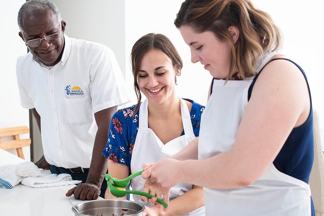 Bazurto Popular Market and Cooking Classes - Key points that make this tour work