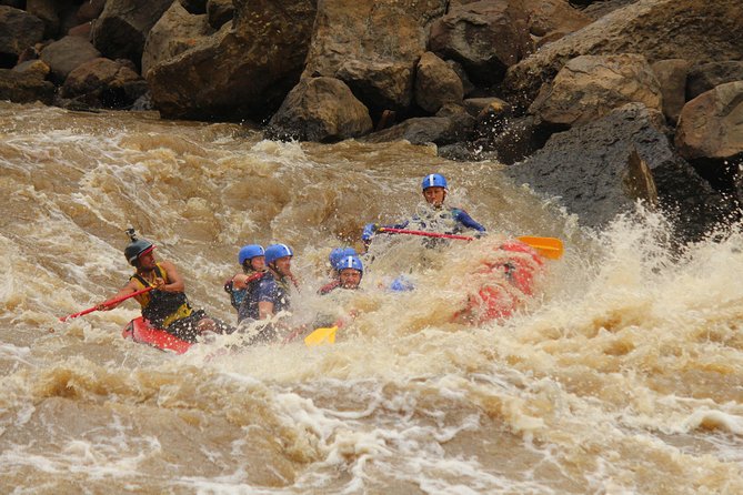 BEST White Rafting in Colombia Suarez 4/5 - Key things to know before you hit the Suárez