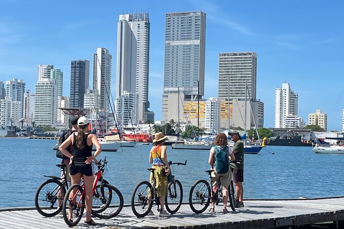 BICYCLE TOUR AND LUNCH AT SPOT FAVORITE OF ANTHONY BOURDAIN - Key things you should know
