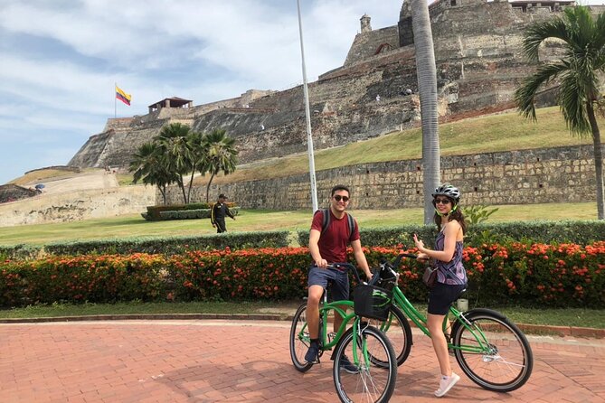 Bike city tour Cartagena - Why Cartagena looks different from a bike