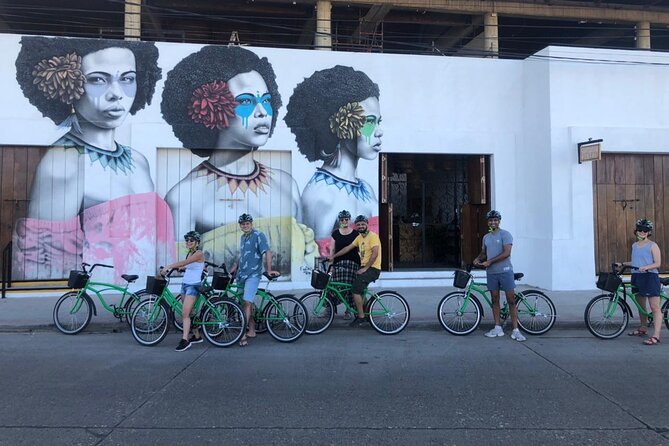 Bike city tour Cartagena - Getting started at Plaza de la Trinidad, and what to expect on the ride