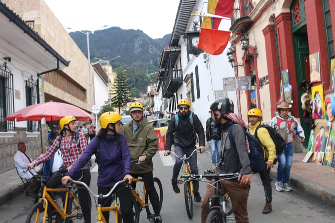 Bike Tour in La Candelaria Bogotá - Parque Nacional Enrique Olaya Herrera, Half Nature and Half Hangout
