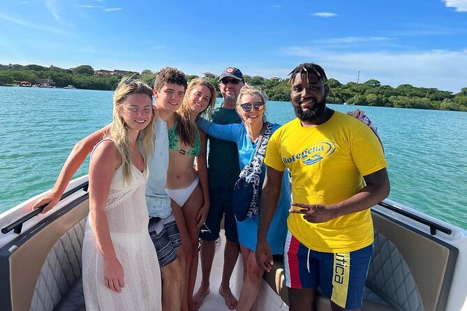 Boat Rental In Cartagena For 8 People - Your boat day essentials: snorkeling gear, floats, water, and music
