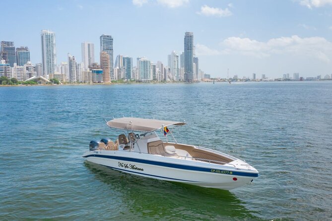 Boat Rental To The Rosario Islands Up To 10 People - Private boat to the Rosario Islands, minus the crowd-pressure