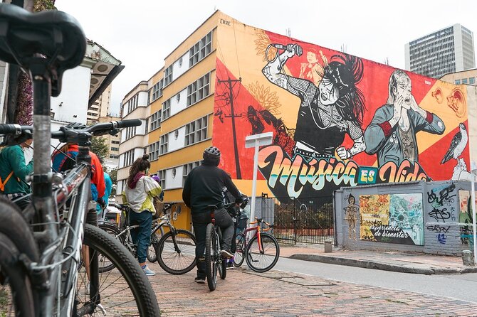 Bogotá Bike Tour with street art - Why This Bogotá Bike Street Art Route Makes Sense
