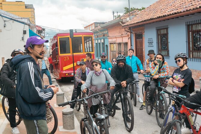 Bogotá Bike Tour with street art - How the Guide Shapes This Tour (and Why Past Guides Got High Marks)