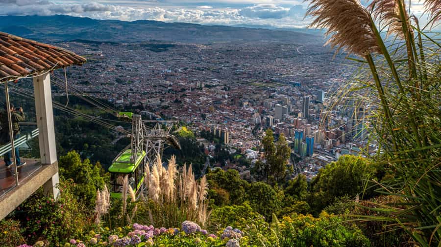 Bogotá: City tour Monserrate, emerald and gold museum & more - Timing, weather, and the small rules that affect your comfort