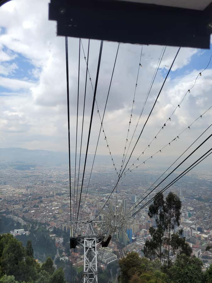 Bogotá: City Tour, Monserrate, Gold Museum, Plaza de Bolivar - Plaza de Bolívar: Bogotá’s political center, plus a quick lesson in big buildings