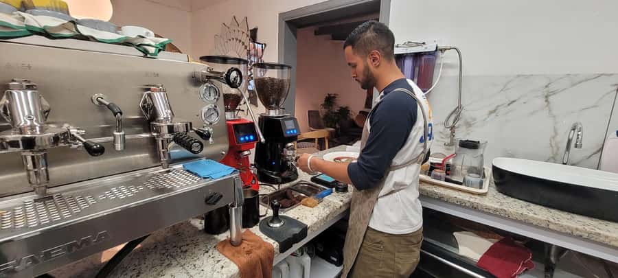 Bogota: Coffee Tour, Filtration and Espresso Experience - First Steps at Jaguar Coffee House by Chorro de Quevedo Plaza