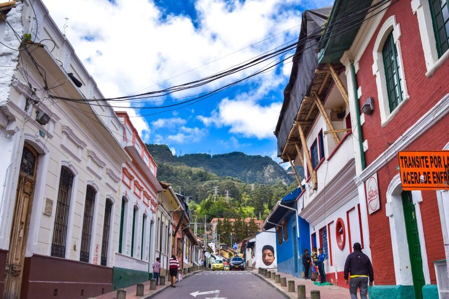 Bogota: Downtown City and Monserrate Hill Private Tour - Bolívar Square: where administration, courts, and religion share the same frame