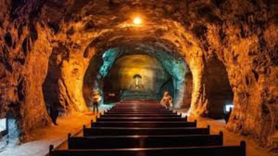 BOGOTA: From the Clouds to the Earth, Tour to Monserrate and the Salt Cathedral - Lunch and timing: what costs extra, and how to budget calmly
