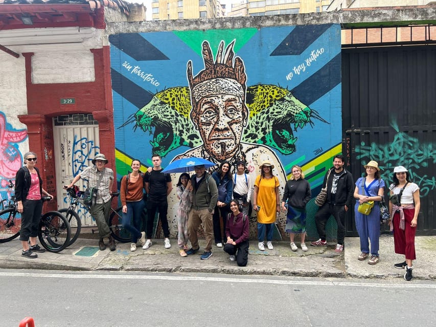 Bogotá: Graffiti Tour el mejor recorrido de arte urbano - Practical tips that make the tour easier and better