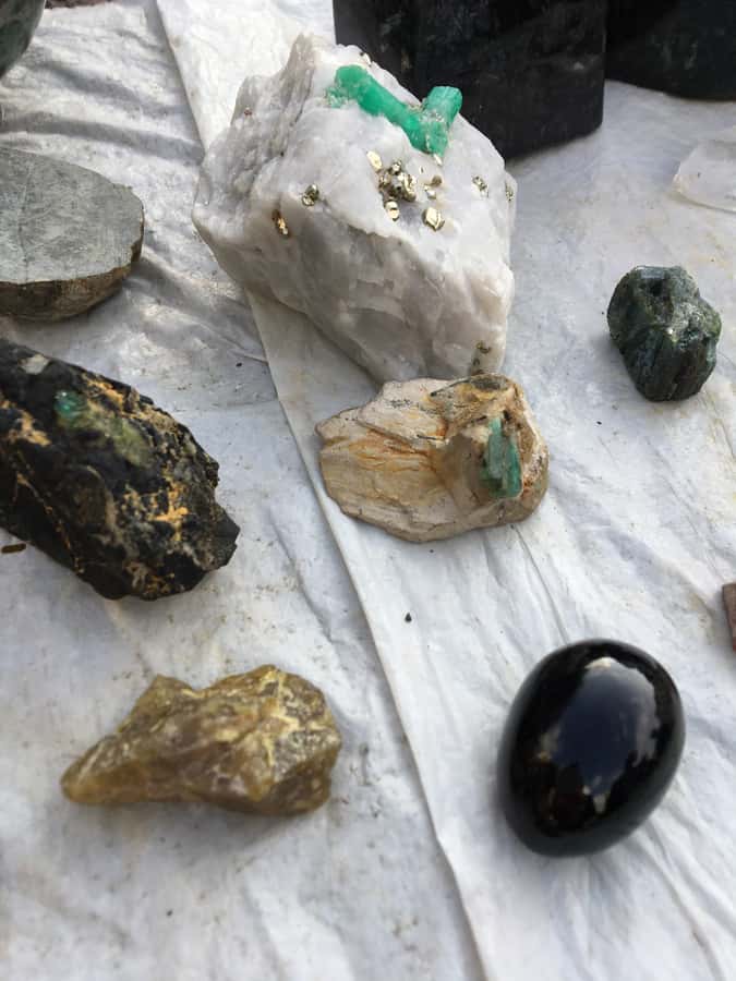 Bogota: Guided Colombian Emeralds Tour with Museum Entry - Key highlights at a glance