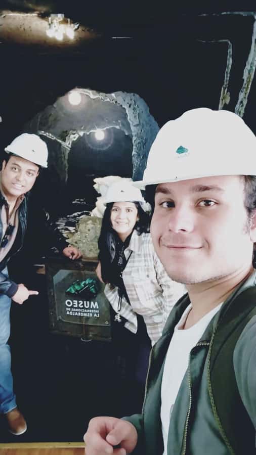Bogota: Guided Colombian Emeralds Tour with Museum Entry - Plaza del Rosario and the Informal Emerald Trade Stop