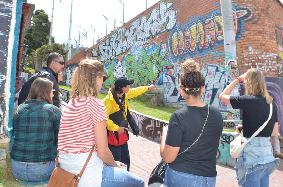 Bogotá: La Candelaria Graffiti & Urban Art Guided Tour - Why La Candelaria graffiti hits harder than you expect