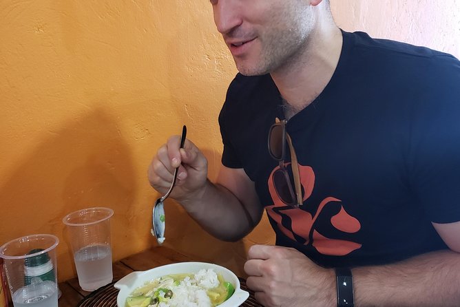 Bogotá Local Food Tour - La Candelaria - Meeting point, timing, and what this 3-hour format really means