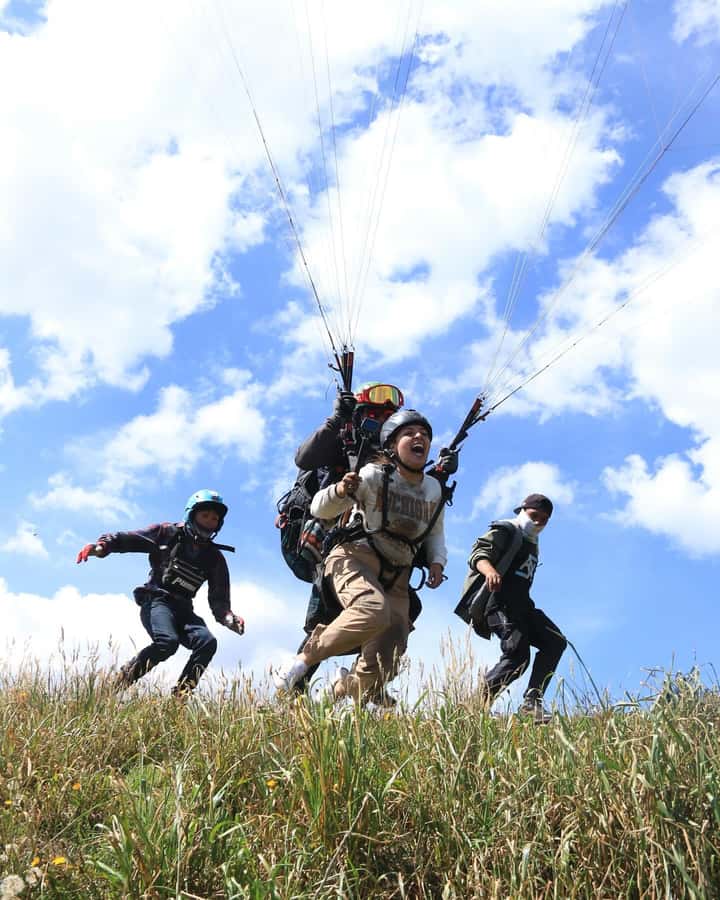 Bogota: Paragliding Flight Ticket in Guatavita - Where Guatavita Takes Over Your Attention