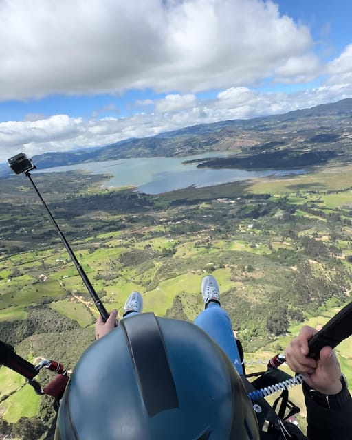 Bogota: Paragliding Flight Ticket in Guatavita - Languages and Communication With Your Pilot