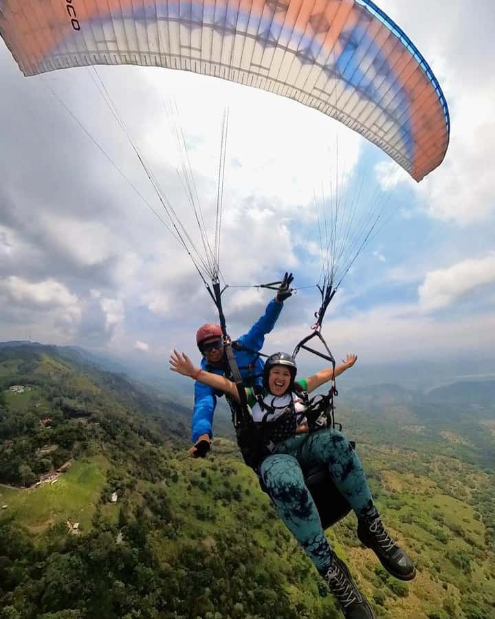 Bogota: Paragliding Flight Ticket in Guatavita - Price and What $119 Really Covers