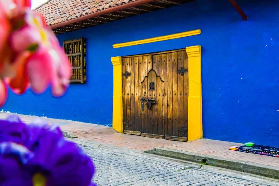 Bogotá: Private Candelaria Walking Tour with Gold Museum - Why This Gold Museum Plus La Candelaria Combo Makes Sense