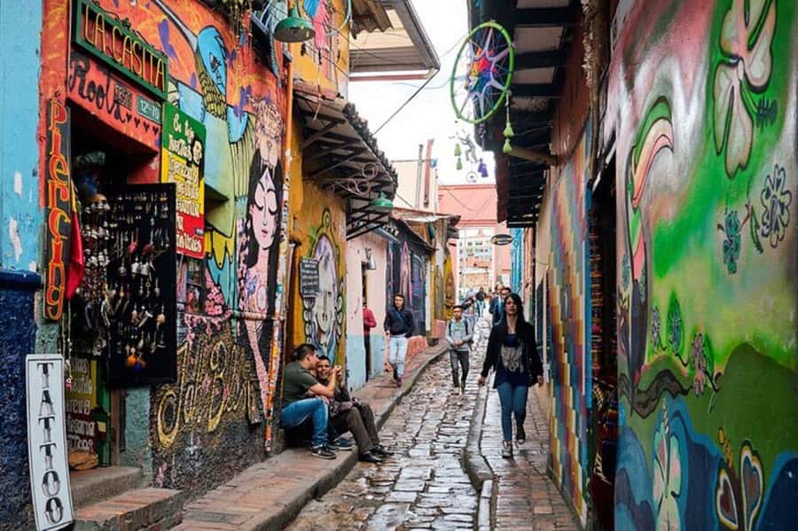 Bogotá: Private City Tour, Monserrate, Emerald and Botero - Riding Up to About 3100m on Monserrate for City Views That Snap Things Into Place
