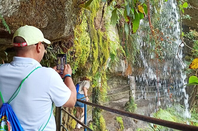 Bogota: Private Tour to La Chorrera Waterfall and Cerro Guadalupe - Stop 1: Santuario Virgen de Guadalupe and the Bogotá viewpoint moment