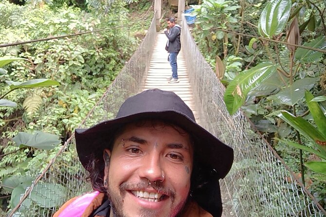 Bogota: Private Tour to La Chorrera Waterfall and Cerro Guadalupe - Pace, photos, and the comfort of a private guide