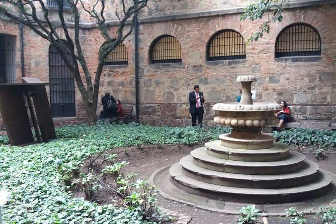 Bogota's National Museum Guided Tour with Transport - Why the Museo Nacional de Colombia is a smart first museum stop