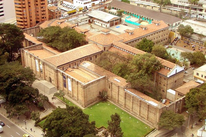 Bogota's National Museum Guided Tour with Transport - How your guide helps you choose what to see (and what to skip)
