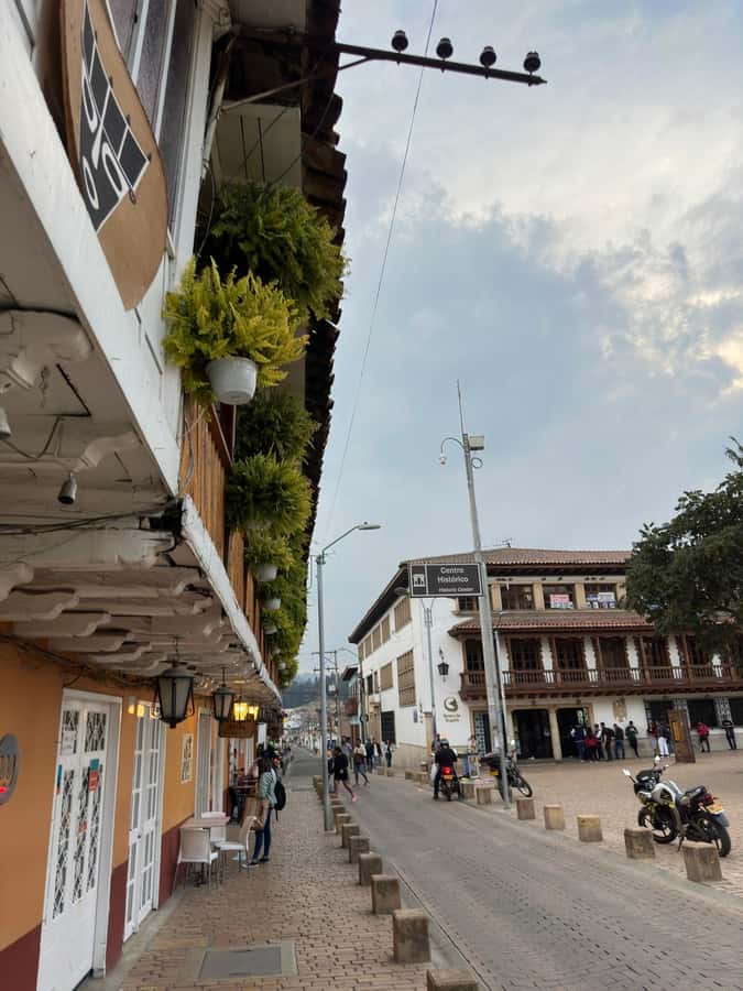 Bogota: Salt Cathedral of Zipaquira Private daily Trip - The Zipaquirá Stop: Colonial Streets, Photos, and a Real Lunch Option