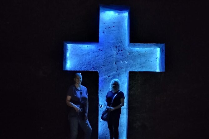 Bogota: Small Group Tour Zipaquira Salt Cathedral with Pickup - Zipaquirá town walk and lunch time: the part people either love or ignore