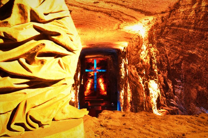 Bogota Zipaquira Salt Cathedral Private Tour + Lunch - Stop 1: Bogotá Pickup and the Transfer to the Mine-Cathedral