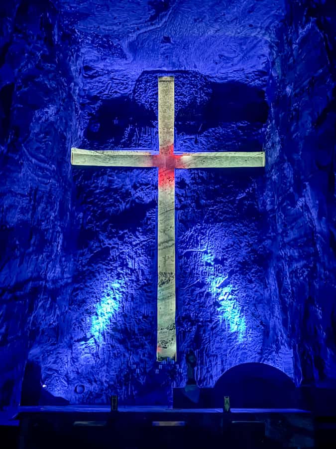 Bogotá: Zipaquirá Salt Cathedral, with tickets and guide - The drive out of Bogotá, and why it matters before you descend