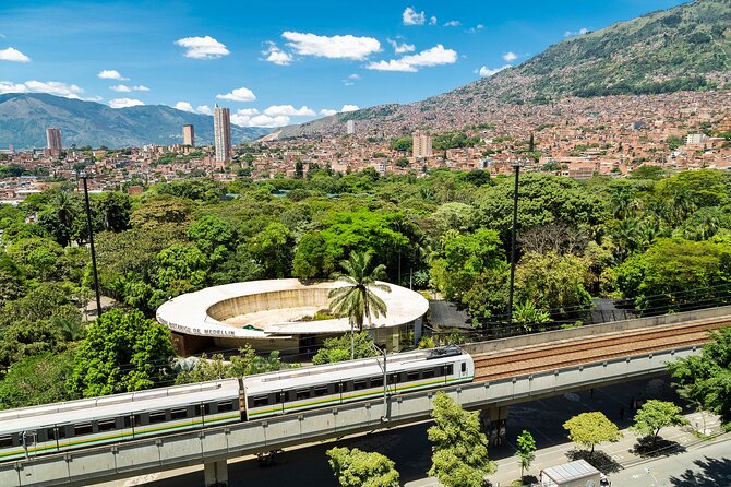 Botanical Garden and Arvi Park Medellín City Tour - From your hotel to Antioquia University, you start where the city is active