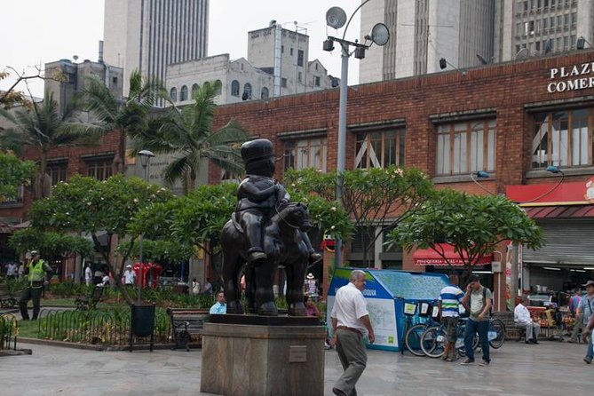 Botero Walking Tour: experiencing Medellin through the eyes of an artist - Parque San Antonio and Pájaro de Paz: art with memory built in